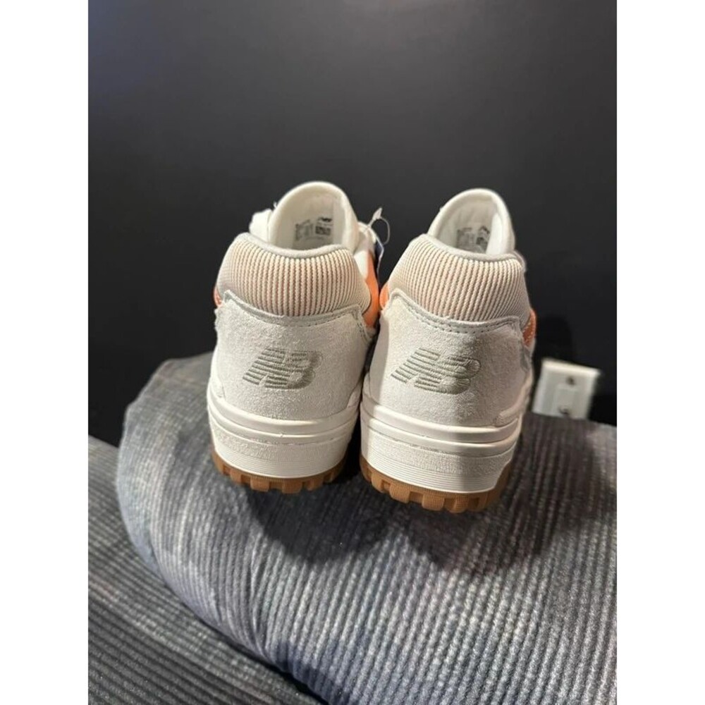 New Balance 550